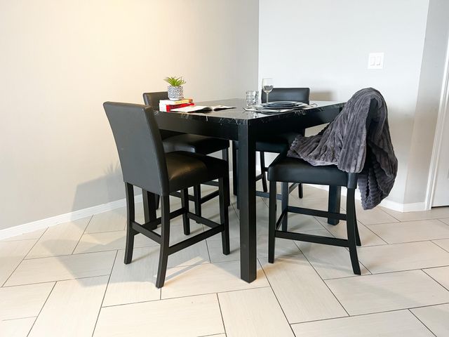 3525 Sage Road 1407, Houston, TX 77056