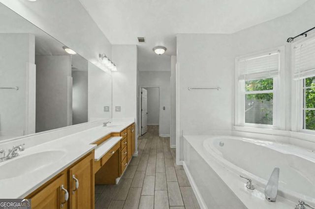 5258 Amberton Court NW, Powder Springs, GA 30127