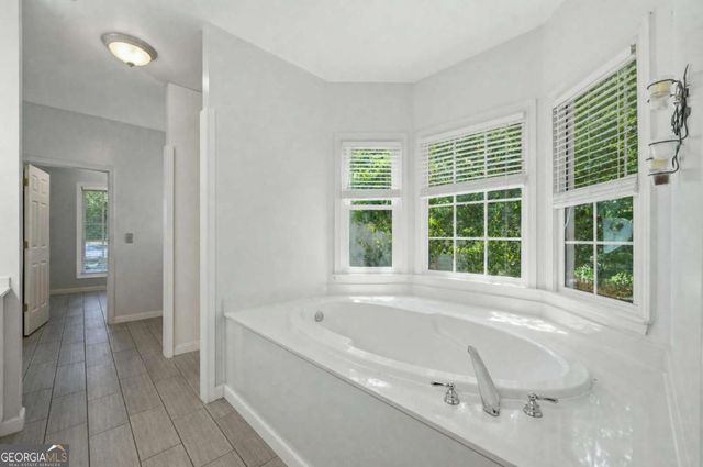 5258 Amberton Court NW, Powder Springs, GA 30127