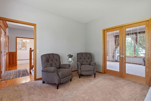 5721 103rd Avenue N, Brooklyn Park, MN 55443