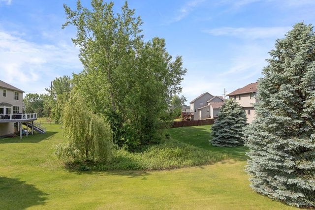 5721 103rd Avenue N, Brooklyn Park, MN 55443
