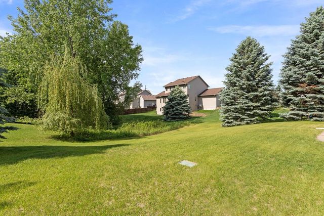 5721 103rd Avenue N, Brooklyn Park, MN 55443