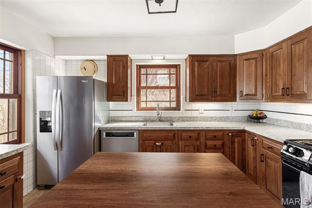 3470 Regal Place, St Louis, MO 63139