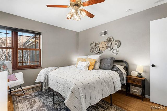 3470 Regal Place, St Louis, MO 63139