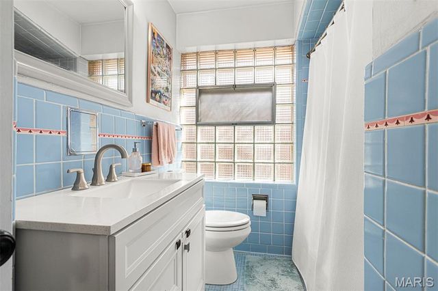 3470 Regal Place, St Louis, MO 63139