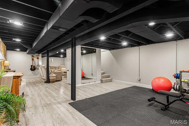 3470 Regal Place, St Louis, MO 63139