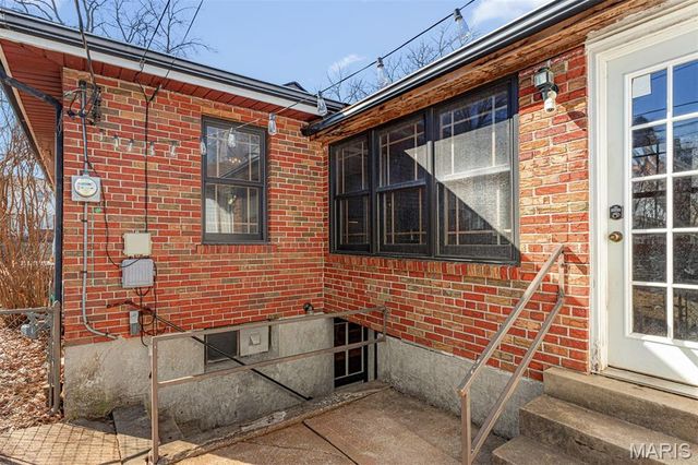 3470 Regal Place, St Louis, MO 63139