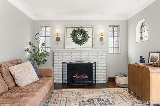 3470 Regal Place, St Louis, MO 63139