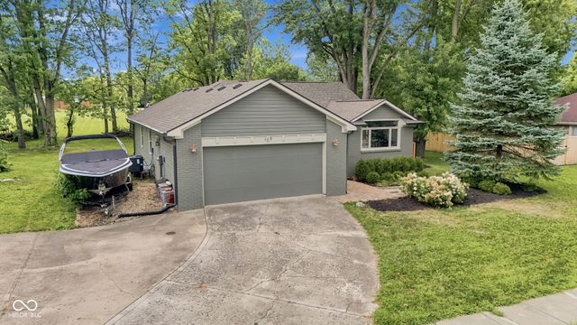 329 N East Street, Westfield, IN 46074