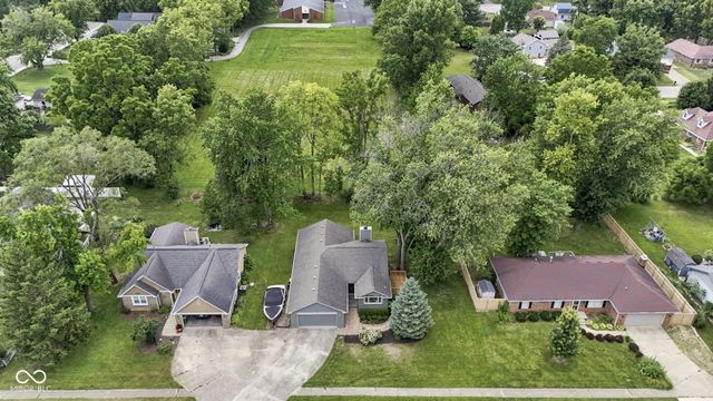 329 N East Street, Westfield, IN 46074