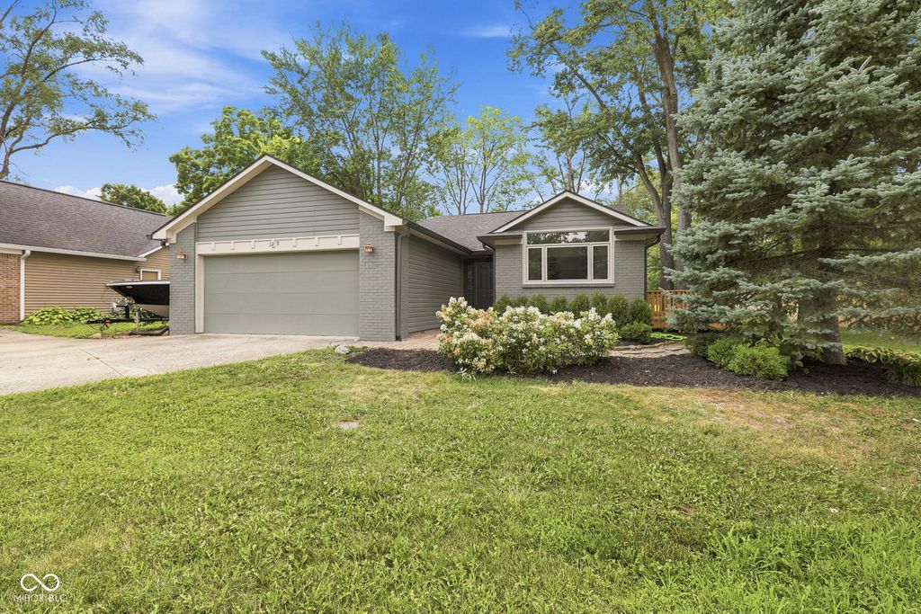 329 N East Street, Westfield, IN 46074