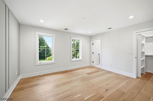176 Harrow Rd, Westfield Town, NJ 07090