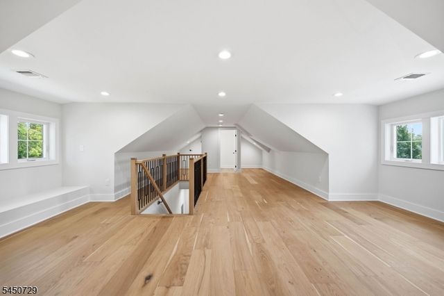 176 Harrow Rd, Westfield Town, NJ 07090
