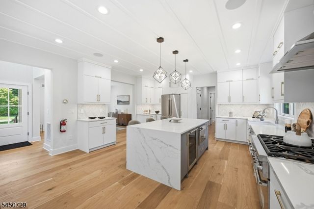 176 Harrow Rd, Westfield Town, NJ 07090