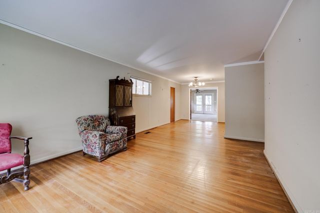 46 Lakeshore Drive, Little Rock, AR 72204