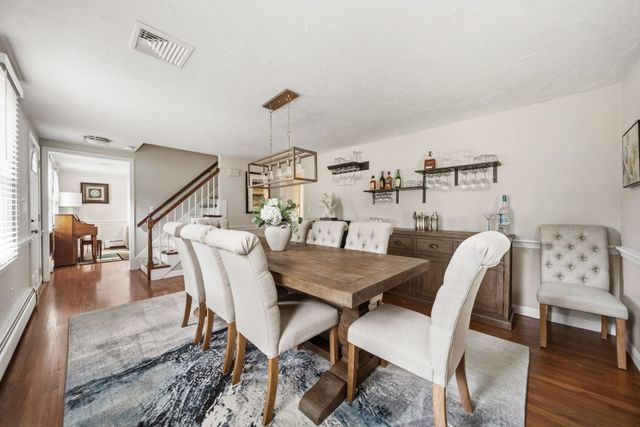 4 Kristin Ln, Canton, MA 02021