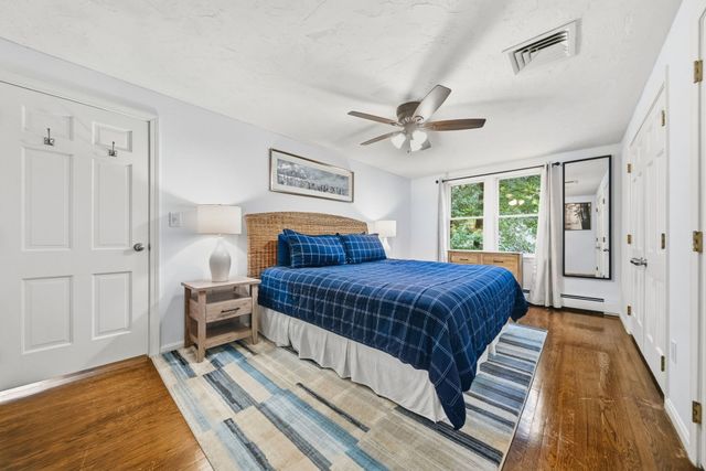 4 Kristin Ln, Canton, MA 02021