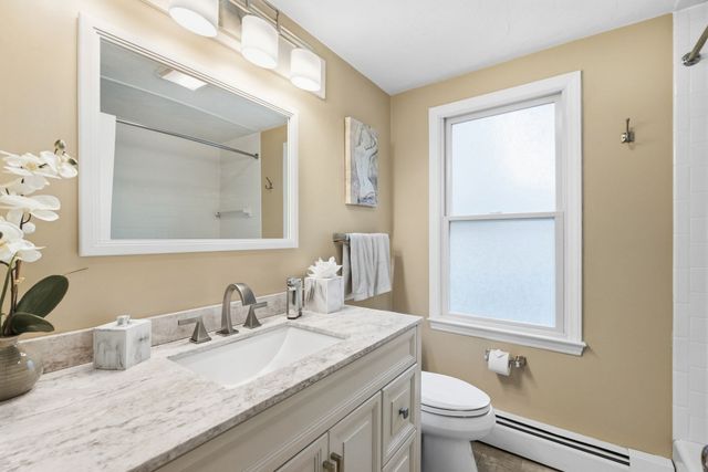 4 Kristin Ln, Canton, MA 02021