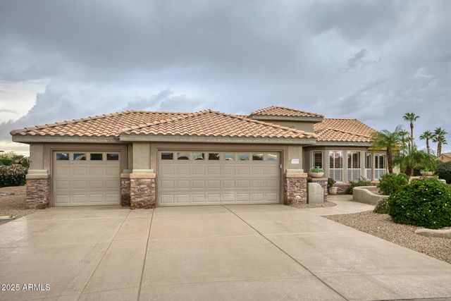 15531 W SKYVIEW Way, Surprise, AZ 85374