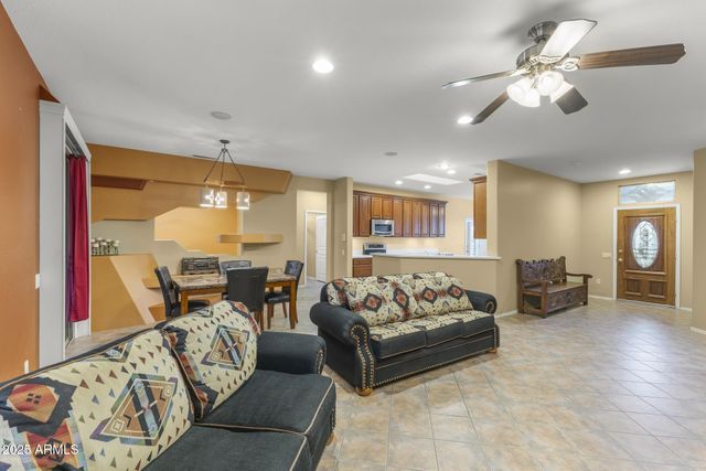 15531 W SKYVIEW Way, Surprise, AZ 85374