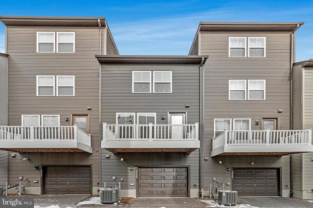 3525 CARNABY ST, Hyattsville, MD 20782