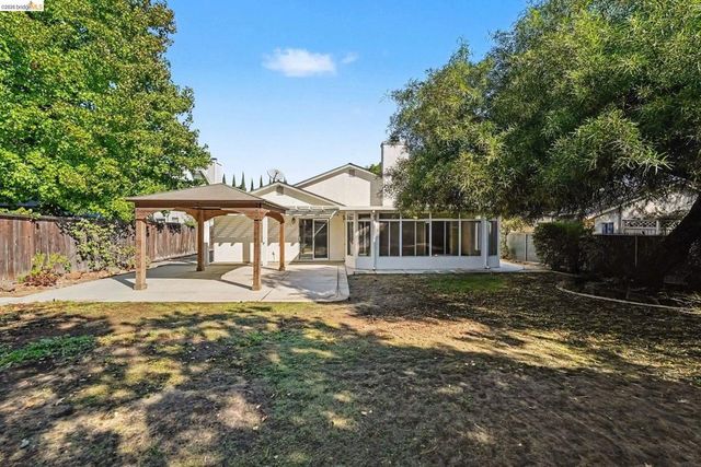 4150 Sequoia Dr, Oakley, CA 94561