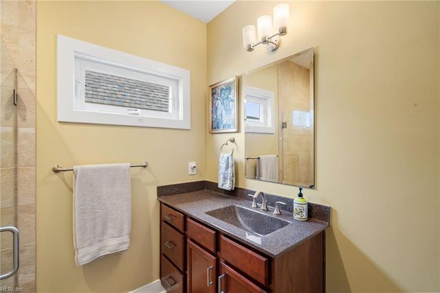 727 Tazewell AVE, Cape Charles, VA 23310