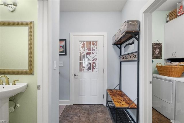 727 Tazewell AVE, Cape Charles, VA 23310