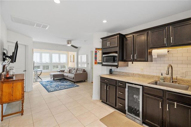 727 Tazewell AVE, Cape Charles, VA 23310