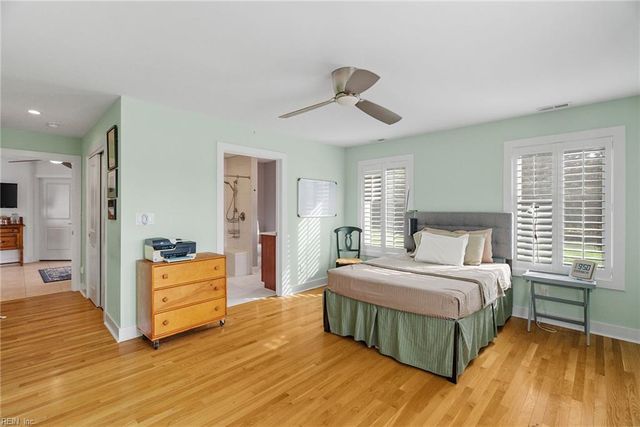 727 Tazewell AVE, Cape Charles, VA 23310