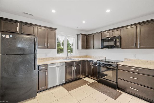 727 Tazewell AVE, Cape Charles, VA 23310