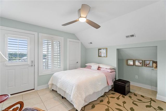 727 Tazewell AVE, Cape Charles, VA 23310