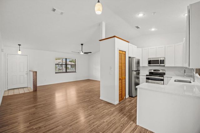 2799 SW Savona Boulevard, Port St. Lucie, Port St Lucie, FL 34953