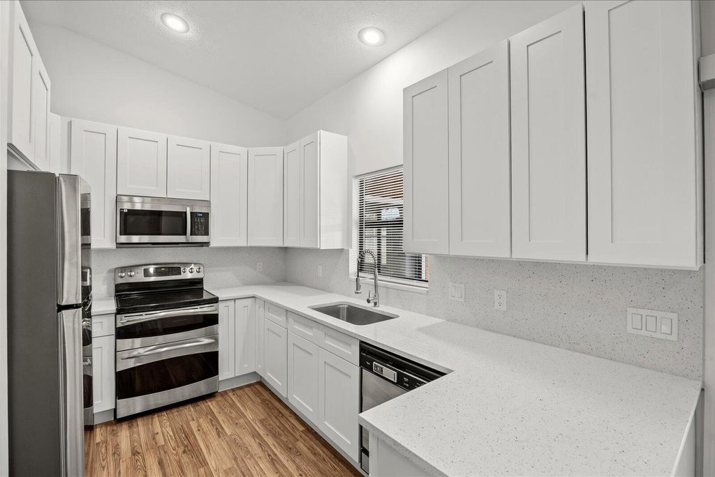 2799 SW Savona Boulevard, Port St. Lucie, Port St Lucie, FL 34953