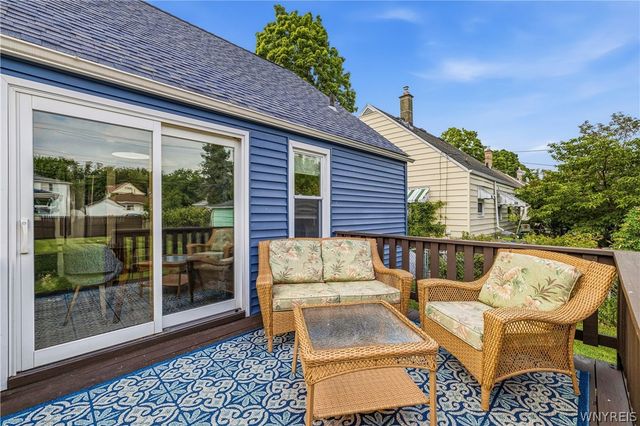 77 Avondale Place, Buffalo, NY 14210