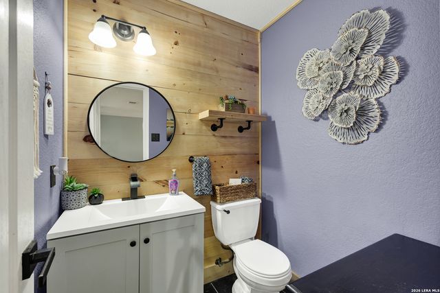 689 NORTHGAP DR, New Braunfels, TX 78130