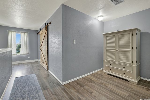 689 NORTHGAP DR, New Braunfels, TX 78130