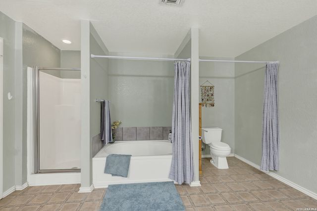 689 NORTHGAP DR, New Braunfels, TX 78130