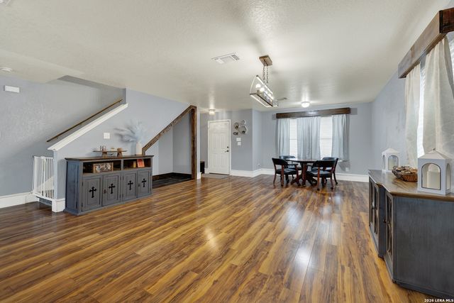 689 NORTHGAP DR, New Braunfels, TX 78130