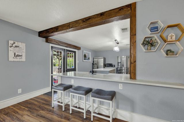 689 NORTHGAP DR, New Braunfels, TX 78130