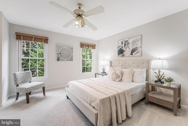 13203 STONE HEATHER DR, Herndon, VA 20171