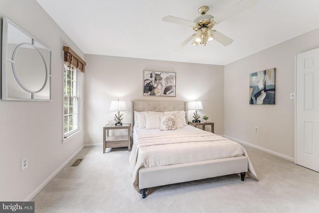 13203 STONE HEATHER DR, Herndon, VA 20171