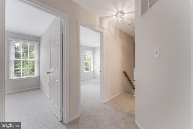 13203 STONE HEATHER DR, Herndon, VA 20171