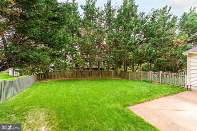 13203 STONE HEATHER DR, Herndon, VA 20171