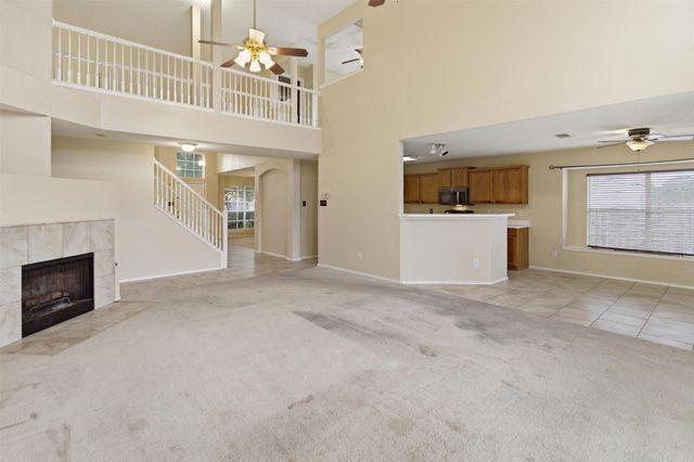 531 Pecan Leaf Drive, Lancaster, TX 75146