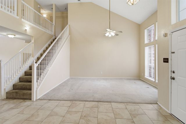 531 Pecan Leaf Drive, Lancaster, TX 75146