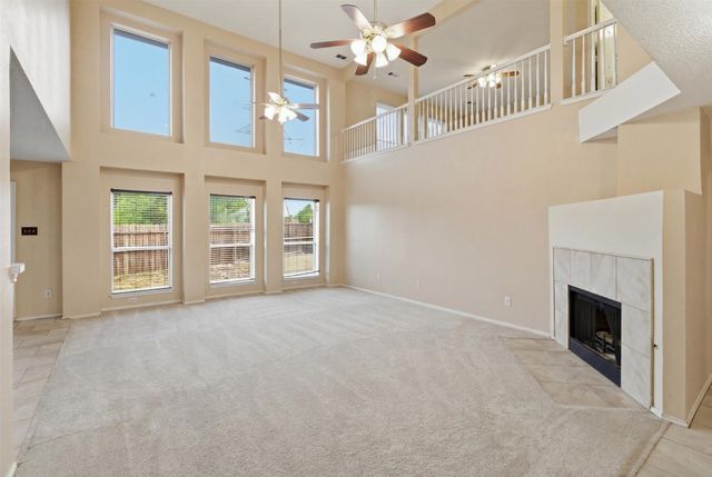 531 Pecan Leaf Drive, Lancaster, TX 75146