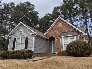 3 Hertford Place, Durham, NC 27703