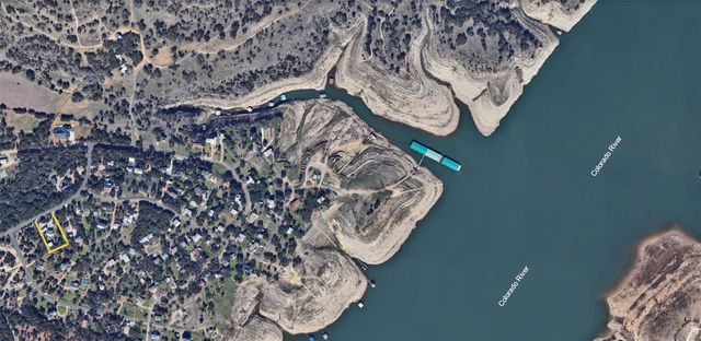 923 Debco LN, Spicewood, TX 78669