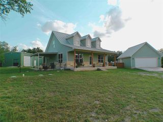 923 Debco LN, Spicewood, TX 78669